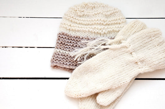 Grovstickad mössa och vantar